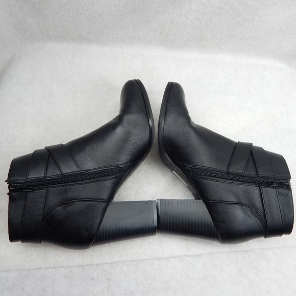 APT.9 Women's Black Buckled Block Heel Booties Size 9.5 M - Picture 15 of 16